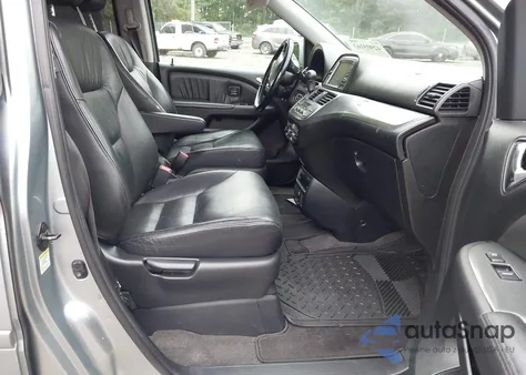 2005 Honda Odyssey Touring z USA, uszkodzony, nr VIN 5FNRL38845B120371